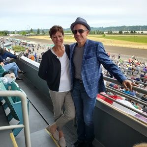 Meet your Posher, Todd